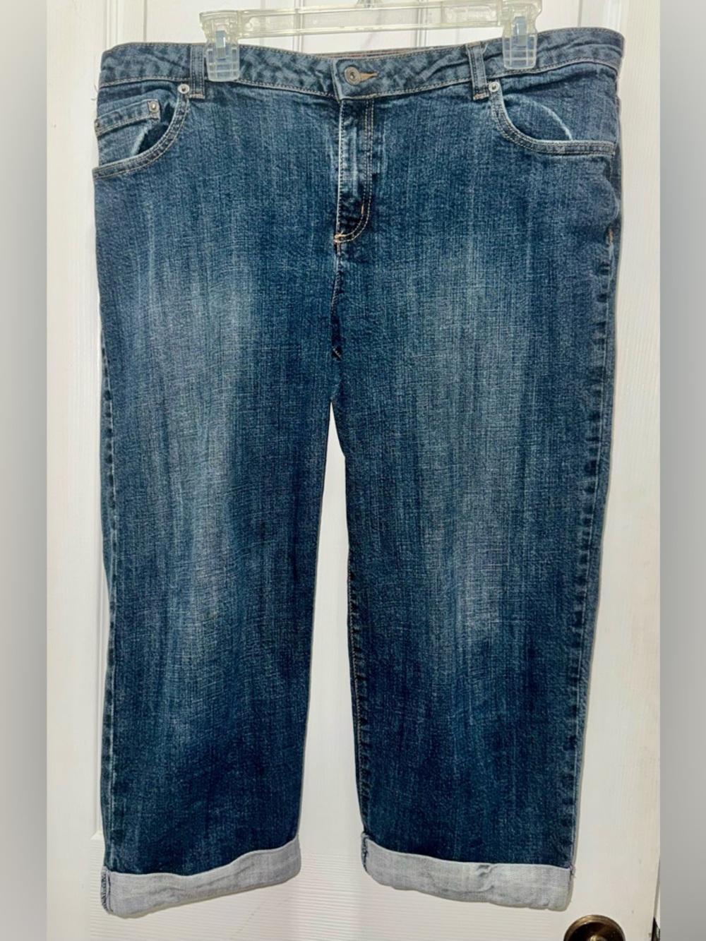 Ladies Dark Blue Liz Claiborne Capris